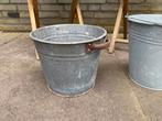 2 zinken emmers / euro 5 per stuk / Overloon, Tuin en Terras, Ophalen of Verzenden, Metaal, Overige typen
