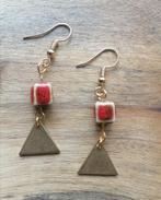 Nieuwe zelfgemaakte oorbellen met rode porseleinen kraal, Sieraden, Tassen en Uiterlijk, Oorbellen, Overige materialen, Hangers