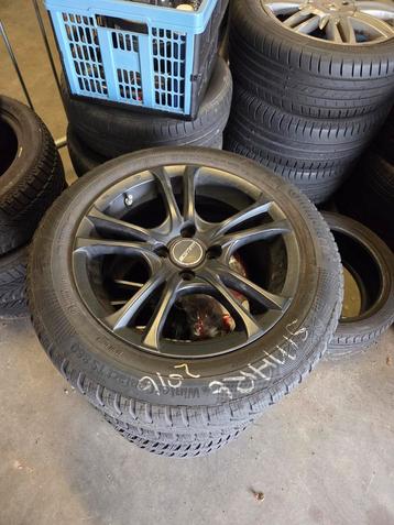 Smart 2017 Sportvelgen met Winterbanden beschikbaar voor biedingen