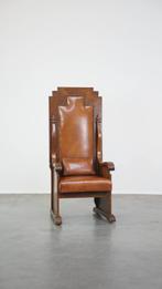 Antieke opnieuw gestoffeerde schapenleren troon, Antiek en Kunst, Antiek | Meubels | Stoelen en Banken, Ophalen