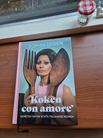 Sophia Loren, CON AMORE, genieten vd echte Italiaanse keuken beschikbaar voor biedingen