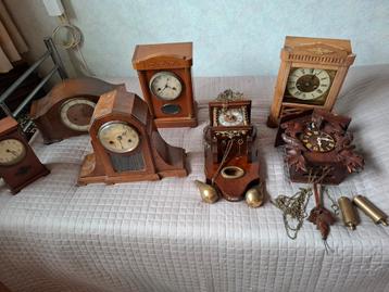Te Koop 6 klassieke/Antieke klokken beschikbaar voor biedingen