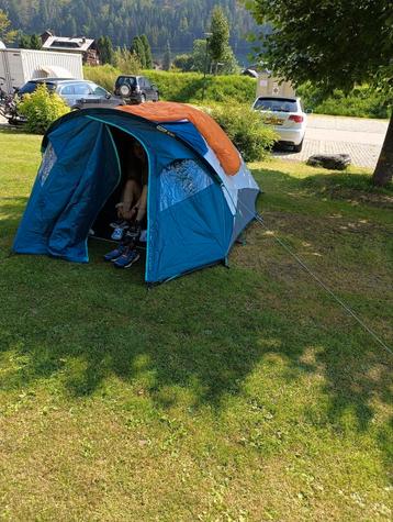 tent for 3 people beschikbaar voor biedingen
