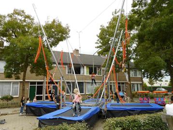 Laat uw bezoekers tot wel acht meter de lucht in springen beschikbaar voor biedingen