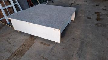 Podium delen 8x. 1.20x1,20 m TE HUUR €25 per stuk beschikbaar voor biedingen