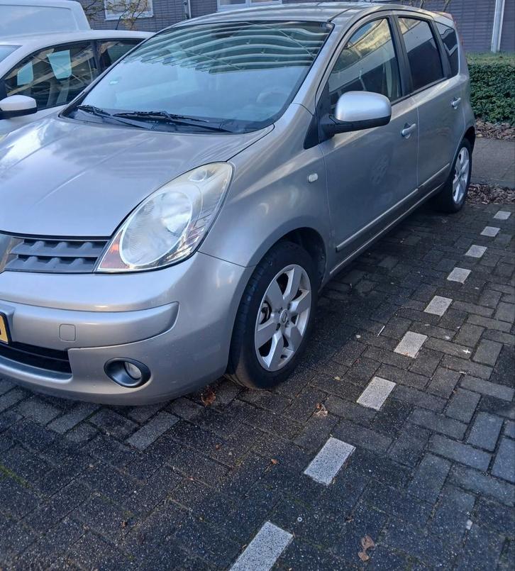 Nissan Note 1.6 16V 2007 Grijs, Auto's, Nissan, Note, Benzine, C, Hatchback, Handgeschakeld, Origineel Nederlands, Zilver of Grijs