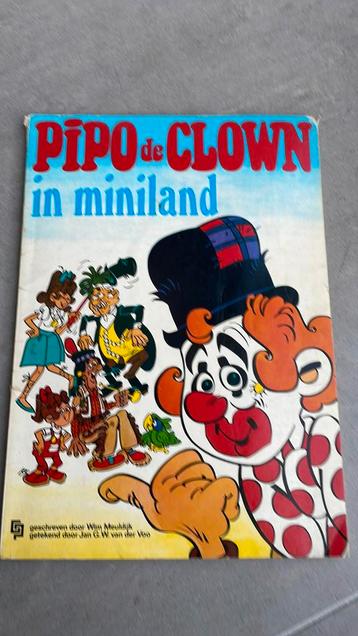 Pipo de Clown in miniland beschikbaar voor biedingen