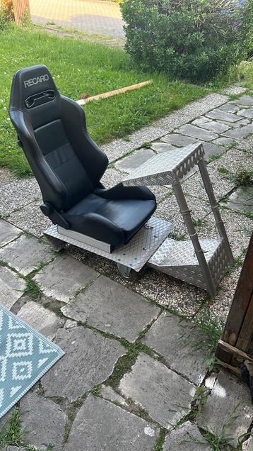 Race sim rig beschikbaar voor biedingen
