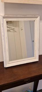 Leuke, whitewash,  houten spiegel. 39×48., Huis en Inrichting, Woonaccessoires | Spiegels, Ophalen, Minder dan 50 cm, Zo goed als nieuw