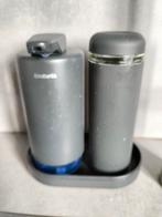 2 dispensers voor handzeep en afwasmiddel op een schaaltje, Ophalen of Verzenden, Zo goed als nieuw