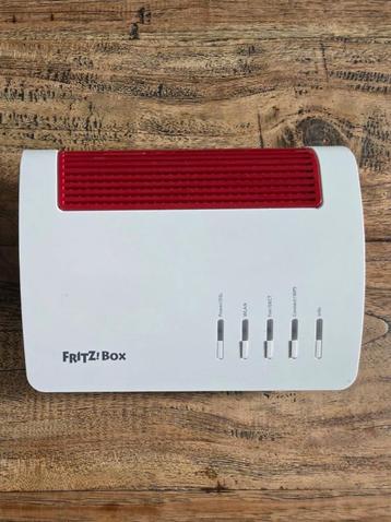 Fritzbox 7590AX v2 Router beschikbaar voor biedingen