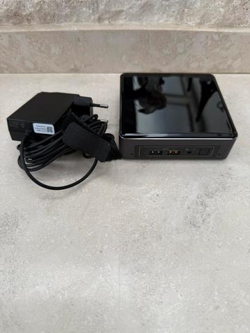 Intel nuc NUC7I5BNK Barebone beschikbaar voor biedingen