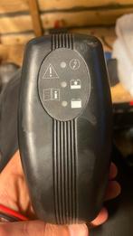 Acculader 12v, Ophalen of Verzenden, Zo goed als nieuw, Laadkabel