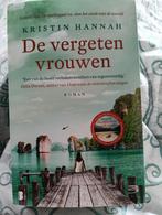 Kristin Hannah - De vergeten vrouwen, Gelezen, Ophalen of Verzenden, Nederland, Kristin Hannah