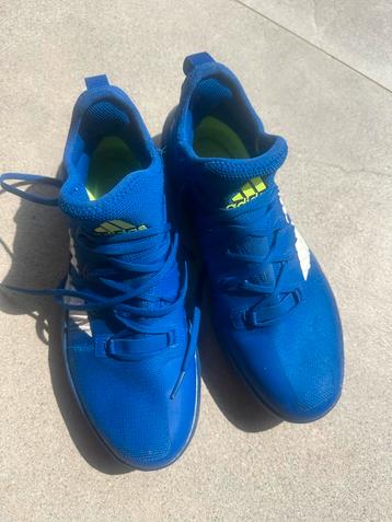 Adidas Sportschoenen Blauw beschikbaar voor biedingen