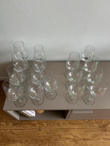 Wijnglazen set! beschikbaar voor biedingen