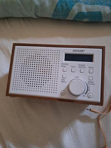 Denver DAB+ Radio met USB beschikbaar voor biedingen