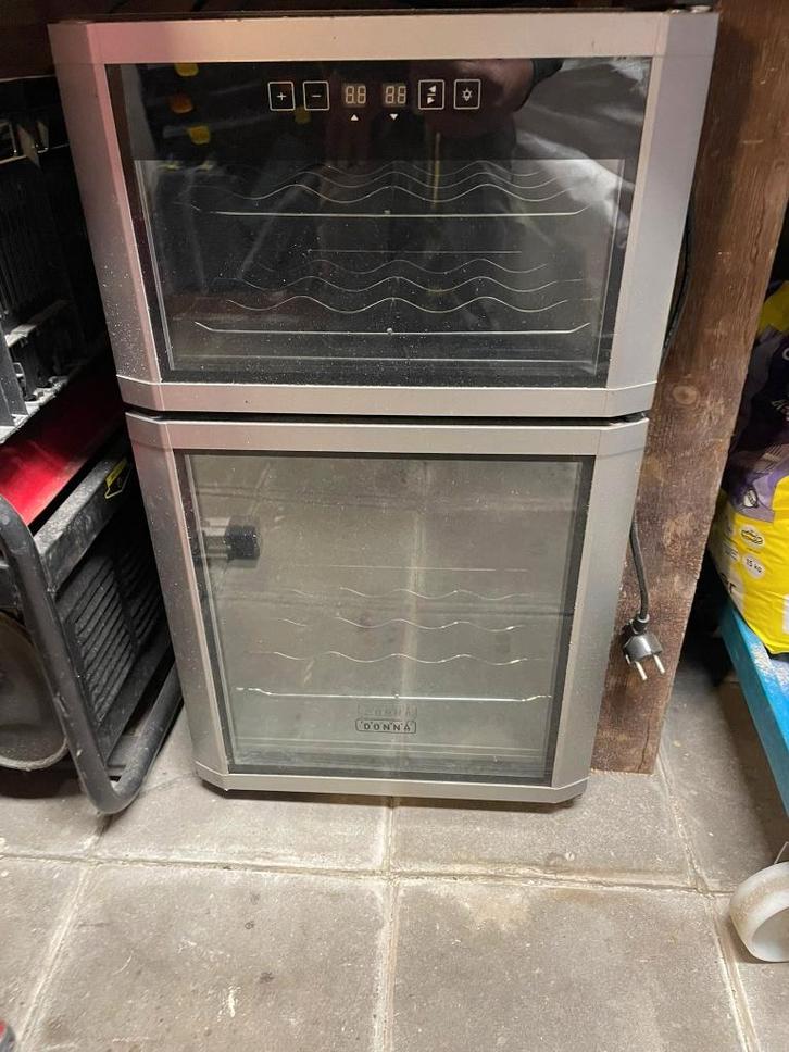 Wijnklimaatkast, Huis en Inrichting, Woonaccessoires | Wijnrekken, Zo goed als nieuw, 50 tot 75 cm, Overige materialen, 15 tot 25 flessen