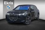 BMW iX xDrive45 101 kWh | M Sportpakket | M Sportpakket Pro, Automaat, 101 kWh, IX, Zwart