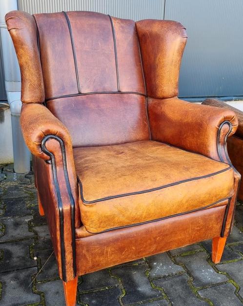 Karaktervolle schapenleren oor fauteuil + GRATIS BEZORGING, Huis en Inrichting, Fauteuils, Gebruikt, Leer, Ophalen of Verzenden