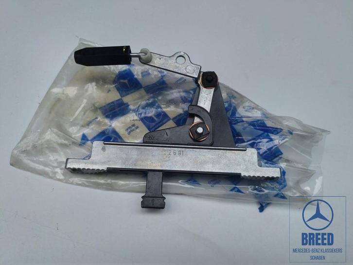 NOS schakelaar middenluchtrooster voor Mercedes-Benz W123, Auto-onderdelen, Dashboard en Schakelaars, Mercedes-Benz, Nieuw, Ophalen of Verzenden