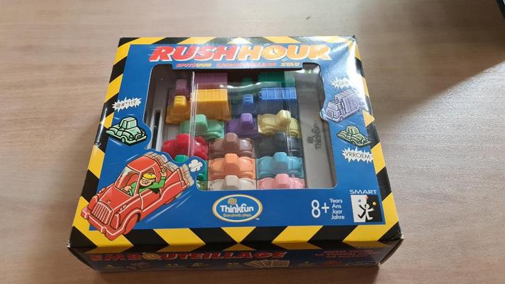 Rush Hour – het denkspel dat je vastzet én losmaakt, Hobby en Vrije tijd, Gezelschapsspellen | Bordspellen, Zo goed als nieuw