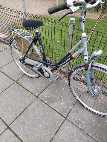 Dames fiets GAZELLE degelijk ,prima staat beschikbaar voor biedingen