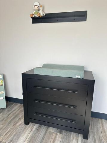 Commode Europe Vittoria Zwart (Babypark) beschikbaar voor biedingen
