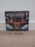 Thunderdome X (deel 10), Ophalen of Verzenden, Zo goed als nieuw, Overige genres