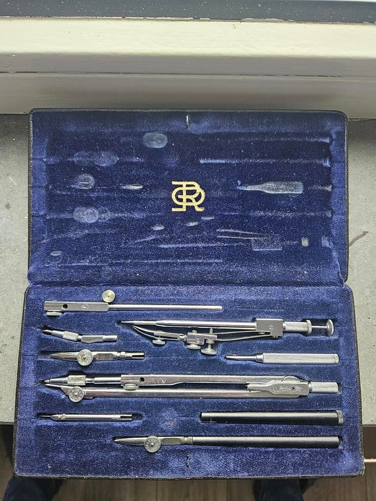 Antieke Passer Set in Blauwe Doos Richter & Co, Antiek en Kunst, Antiek | Gereedschap en Instrumenten, Ophalen of Verzenden