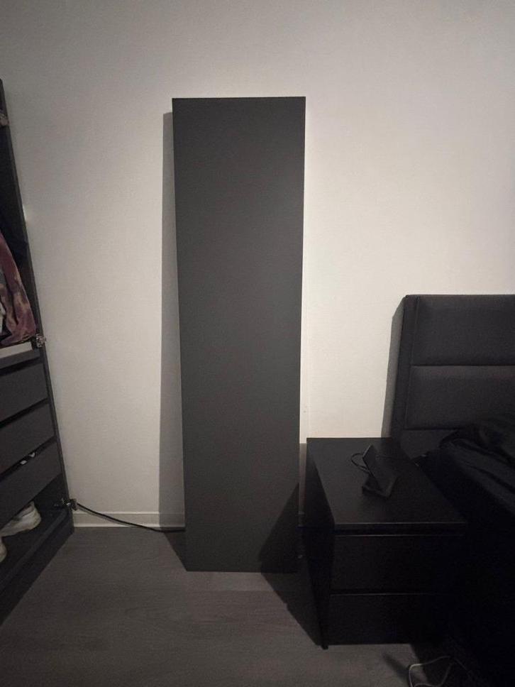 GRATIS: Grijze kast deur IKEA Forsand, Huis en Inrichting, Kasten | Kledingkasten, Zo goed als nieuw, 150 tot 200 cm, 50 tot 100 cm