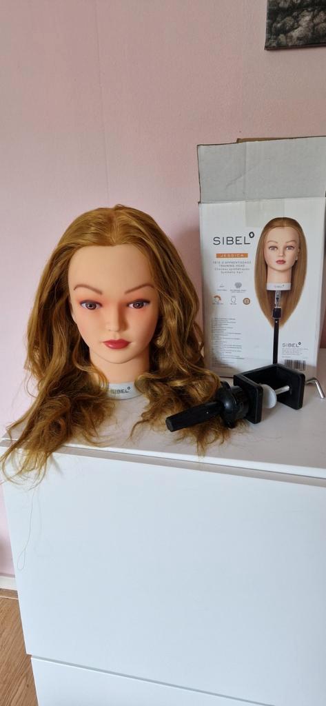 Sibel Jessica oefenhoofd kapper, Sieraden, Tassen en Uiterlijk, Uiterlijk | Haarverzorging, Zo goed als nieuw, Ophalen of Verzenden
