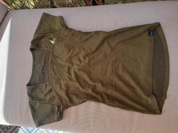 Womboo shirt M beschikbaar voor biedingen