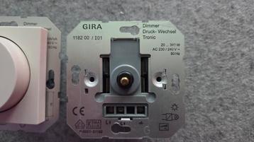 Gira Tronic dimmer 2 stuks beschikbaar voor biedingen