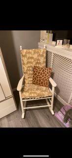 Schommelstoel met zitkussen, Kinderen en Baby's, Kinderkamer | Tafels en Stoelen, Ophalen, Gebruikt, Stoel(en)