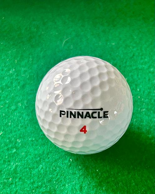 Golfballen PINNACLE RUSH 40 stuks, Sport en Fitness, Golf, Zo goed als nieuw, Bal(len), Overige merken, Verzenden