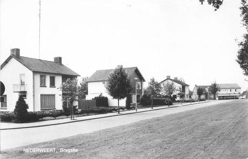 (388-500-041) Nederweert Brugske, Verzamelen, Ansichtkaarten | Nederland, Limburg, Verzenden