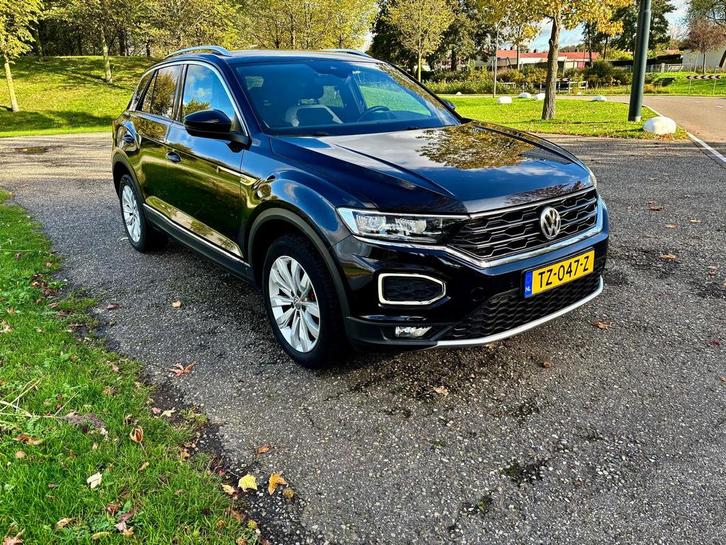 Volkswagen T-Roc 1.0 TSI 115pk 2018 Zwart, Auto's, Volkswagen, Particulier, T-Roc, 360° camera, Achteruitrijcamera, Adaptieve lichten