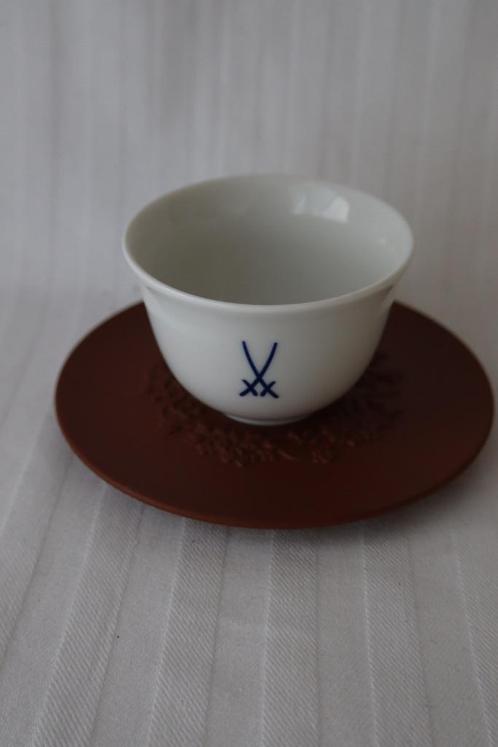 Meissen Bottger jubileumuitgave kop en schotel 1982, Antiek en Kunst, Antiek | Porselein, Ophalen of Verzenden