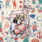 Mooie gedetailleerde geborduurde japanse perzik nectar drank, Verzenden