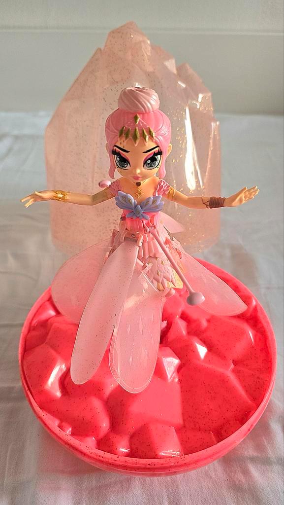 Hatchimals Pixies Crystal Flyers Vliegende pop Fee vlinder, Kinderen en Baby's, Speelgoed | Poppen, Zo goed als nieuw, Overige typen