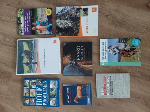 paardenhouderij lentiz, Boeken, Schoolboeken, Gelezen, Nederlands, Overige niveaus, Ophalen of Verzenden