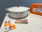 Nieuwe Le Creuset Risotto Pan Shiny White 30 cm in de doos, Gietijzer, Nieuw, Ophalen of Verzenden, Keramische plaat
