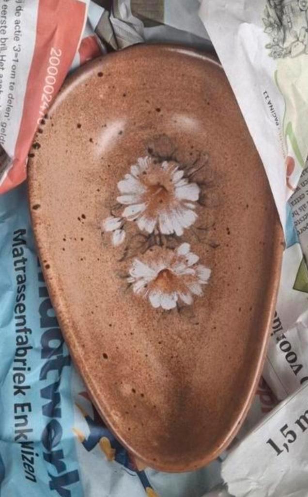 6 schattige, terracotta avocado vormige bakjes, Huis en Inrichting, Woonaccessoires | Schalen en Manden, Zo goed als nieuw, Schaal