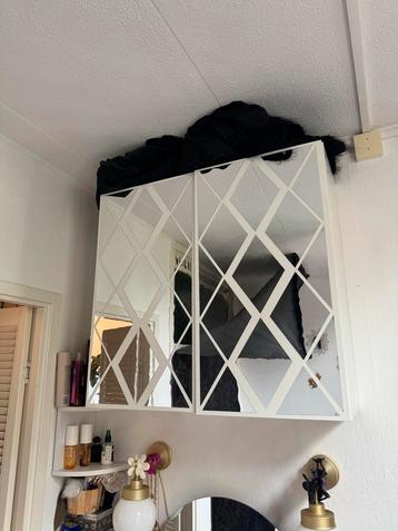 Ikea kledingkast met spiegels beschikbaar voor biedingen