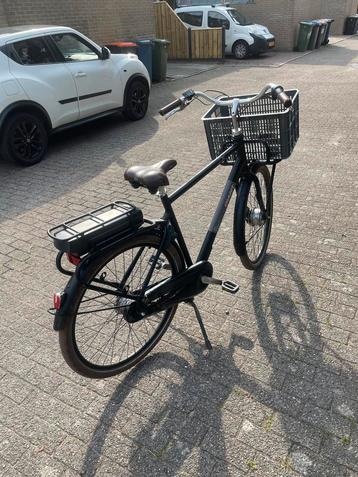 Elektrische fiets met nieuwe voorwielmotor beschikbaar voor biedingen