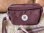 Kipling tas Abanu M bordeaux. Nieuw, Nieuw, Ophalen of Verzenden, Rood