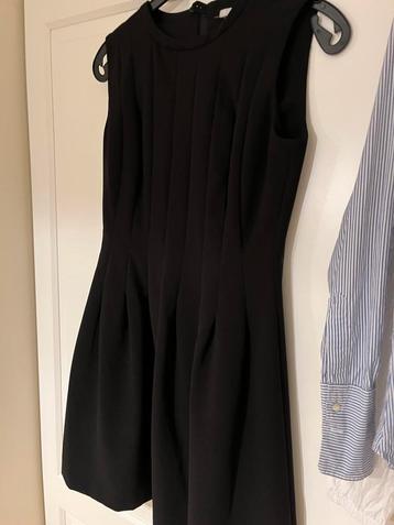 zwart jurkje H&M beschikbaar voor biedingen