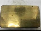 antiek geel koper tabaksdoos 18 eeuw landbouw, Ophalen of Verzenden, Koper