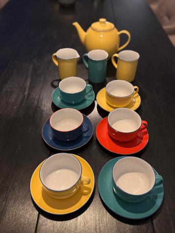 Colori thee servies beschikbaar voor biedingen